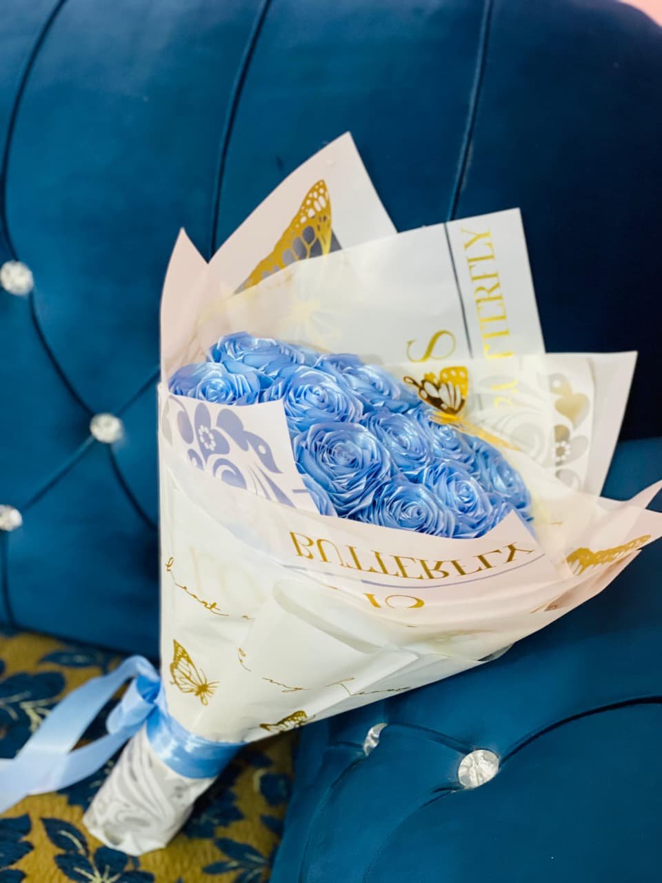 Luxe Ribbon Roses (20 flowers )